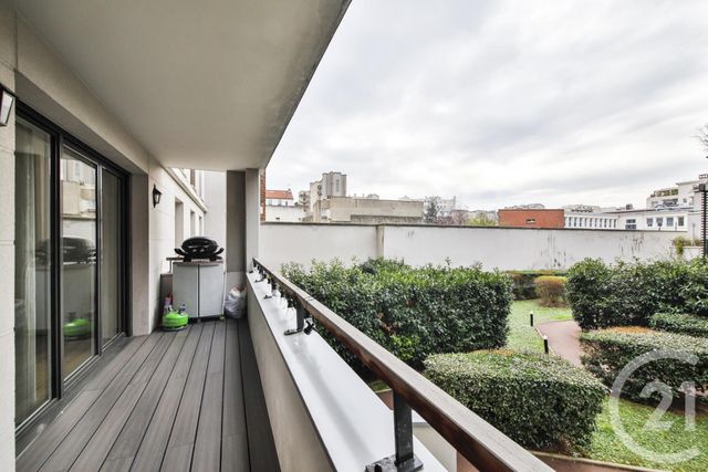 Appartement F5 à vendre - 5 pièces - 106.9 m2 - MONTROUGE - 92 - ILE-DE-FRANCE - Century 21 Farré Pernety