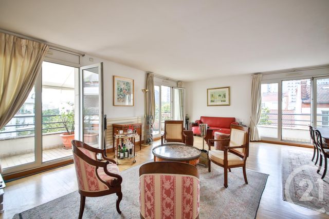 Appartement T5 à vendre - 5 pièces - 113.05 m2 - COURBEVOIE - 92 - ILE-DE-FRANCE - Century 21 Farré Pernety