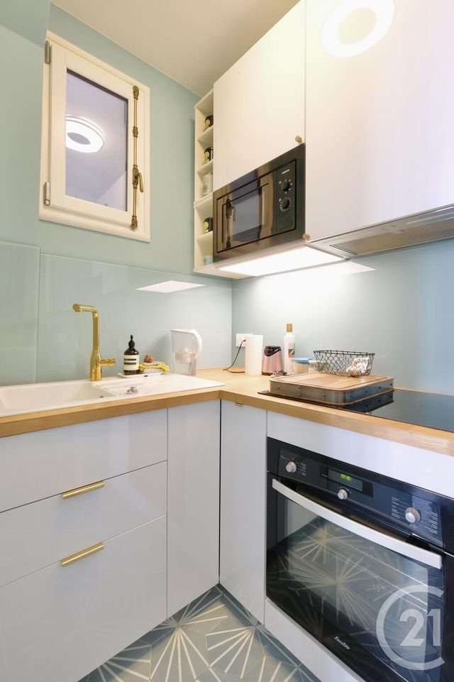 Afficher la photo en grand Appartement T3 à vendre - 3 pièces - 68.63 m2 - PARIS - 75014 - ILE-DE-FRANCE - Century 21 Farré Pernety