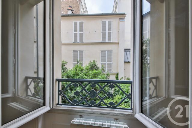  - PARIS - 
