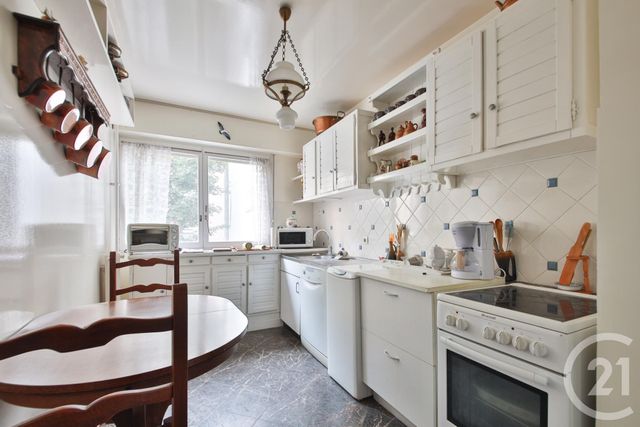 Appartement F3 à vendre - 3 pièces - 68.9 m2 - PARIS - 75014 - ILE-DE-FRANCE - Century 21 Farré Pernety