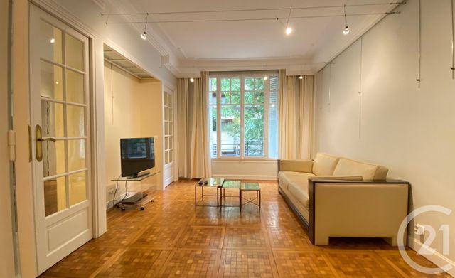 Appartement F3 à louer - 3 pièces - 72.6 m2 - PARIS - 75015 - ILE-DE-FRANCE - Century 21 Farré Pernety