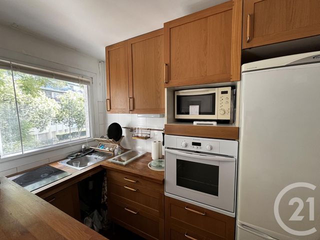 Afficher la photo en grand Appartement F2 à louer - 2 pièces - 54.01 m2 - PARIS - 75015 - ILE-DE-FRANCE - Century 21 Farré Pernety