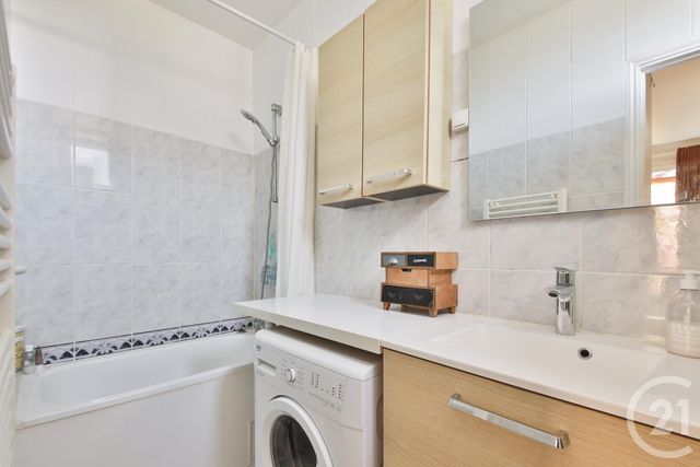 Appartement F3 à vendre - 3 pièces - 51.72 m2 - PARIS - 75014 - ILE-DE-FRANCE - Century 21 Farré Pernety