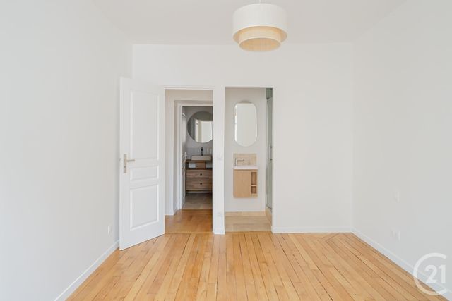 Appartement à vendre - 4 pièces - 63.6 m2 - PARIS - 75014 - ILE-DE-FRANCE - Century 21 Farré Pernety