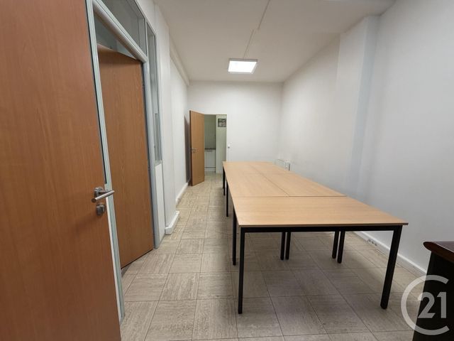 Appartement Local à vendre - 3 pièces - 45.62 m2 - PARIS - 75014 - ILE-DE-FRANCE - Century 21 Farré Pernety