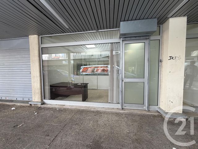 Appartement Local à vendre - 3 pièces - 45.62 m2 - PARIS - 75014 - ILE-DE-FRANCE - Century 21 Farré Pernety