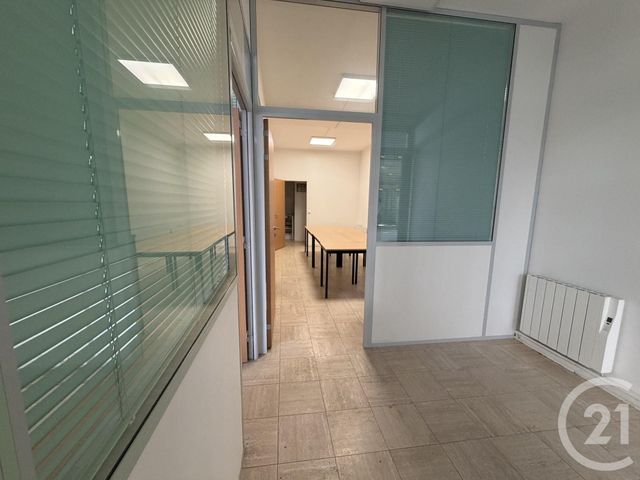 Appartement Local à vendre - 3 pièces - 45.62 m2 - PARIS - 75014 - ILE-DE-FRANCE - Century 21 Farré Pernety