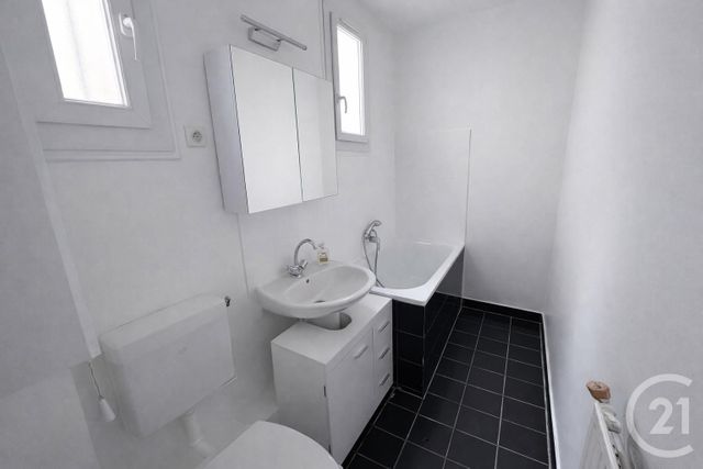 Appartement F2 à louer - 2 pièces - 36.13 m2 - PARIS - 75014 - ILE-DE-FRANCE - Century 21 Farré Pernety