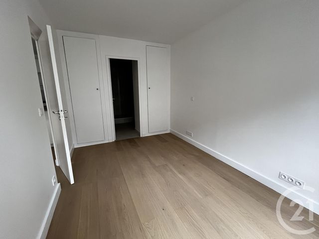 Appartement F2 à louer - 2 pièces - 50.1 m2 - PARIS - 75015 - ILE-DE-FRANCE - Century 21 Farré Pernety