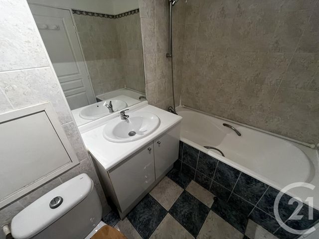 Appartement F2 à louer - 2 pièces - 42.62 m2 - PARIS - 75014 - ILE-DE-FRANCE - Century 21 Farré Pernety