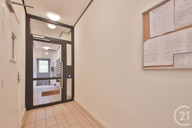 Appartement T1 à vendre - 1 pièce - 10.69 m2 - PARIS - 75014 - ILE-DE-FRANCE - Century 21 Farré Pernety