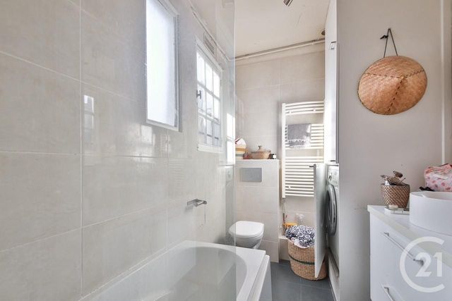 Appartement F3 à vendre - 3 pièces - 54.66 m2 - PARIS - 75017 - ILE-DE-FRANCE - Century 21 Farré Pernety