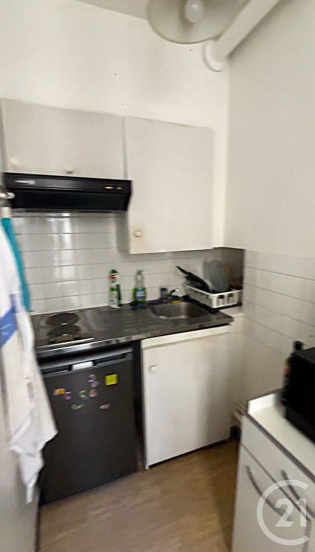 Appartement T2 à vendre - 2 pièces - 24.5 m2 - PARIS - 75014 - ILE-DE-FRANCE - Century 21 Farré Pernety