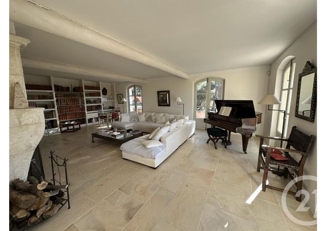 Appartement à vendre - 10 pièces - 600.0 m2 - LES BAUX DE PROVENCE - 13 - PROVENCE-ALPES-COTE-D-AZUR - Century 21 Farré Pernety