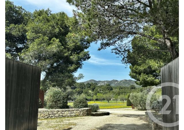 Appartement à vendre - 10 pièces - 600.0 m2 - LES BAUX DE PROVENCE - 13 - PROVENCE-ALPES-COTE-D-AZUR - Century 21 Farré Pernety
