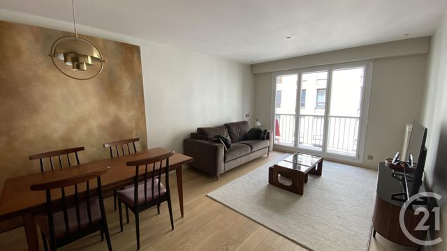 Appartement F3 à louer PARIS