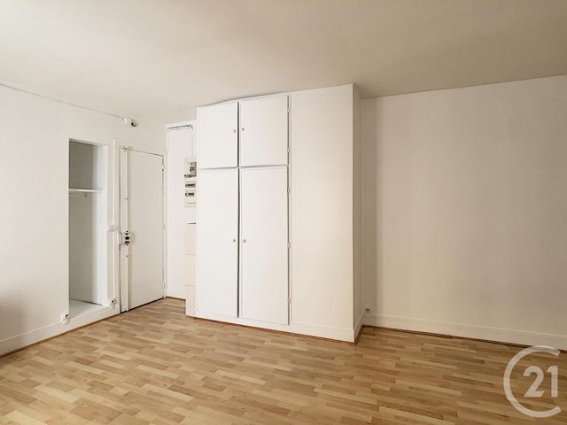 Appartement Studio à louer - 1 pièce - 29.79 m2 - PARIS - 75015 - ILE-DE-FRANCE - Century 21 Farré Pernety