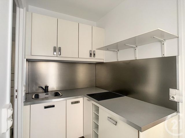 Appartement Studio à louer - 1 pièce - 29.79 m2 - PARIS - 75015 - ILE-DE-FRANCE - Century 21 Farré Pernety
