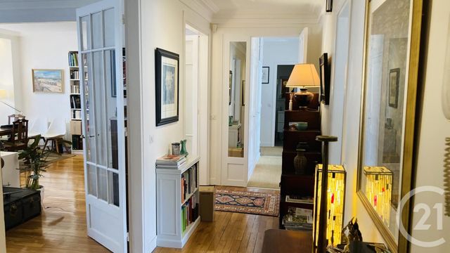 Appartement F5 à vendre - 5 pièces - 119.45 m2 - CLAMART - 92 - ILE-DE-FRANCE - Century 21 Farré Pernety