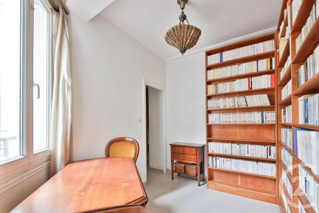Appartement à vendre - 3 pièces - 32.55 m2 - PARIS - 75014 - ILE-DE-FRANCE - Century 21 Farré Pernety