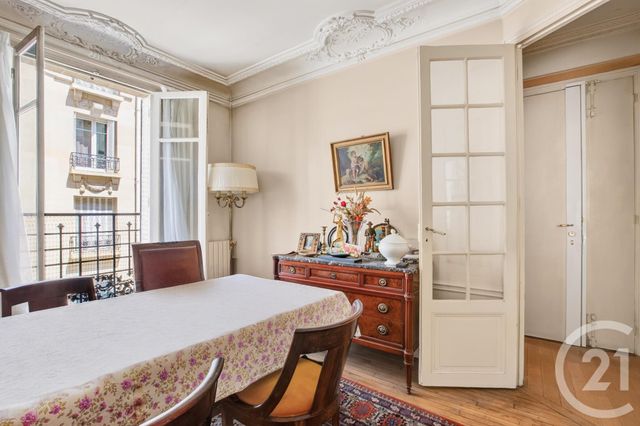 Appartement à vendre - 3 pièces - 68.04 m2 - PARIS - 75014 - ILE-DE-FRANCE - Century 21 Farré Pernety