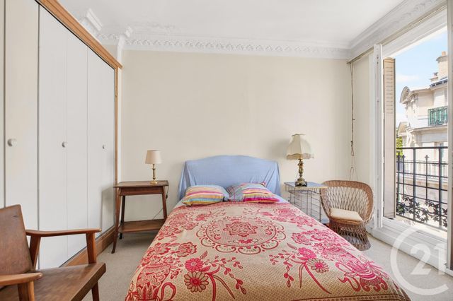 Appartement à vendre - 3 pièces - 68.04 m2 - PARIS - 75014 - ILE-DE-FRANCE - Century 21 Farré Pernety