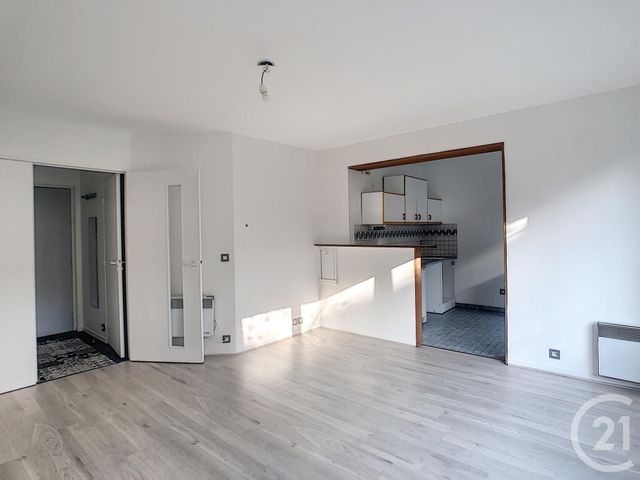Appartement F1 à louer - 1 pièce - 30.9 m2 - PARIS - 75014 - ILE-DE-FRANCE - Century 21 Farré Pernety