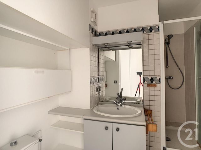 Appartement F1 à louer - 1 pièce - 30.9 m2 - PARIS - 75014 - ILE-DE-FRANCE - Century 21 Farré Pernety