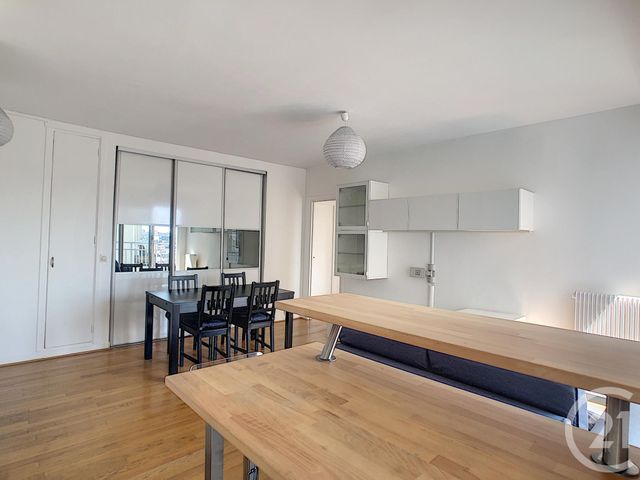 Appartement F2 à louer - 2 pièces - 46.87 m2 - PARIS - 75015 - ILE-DE-FRANCE - Century 21 Farré Pernety