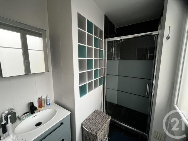 Appartement à louer - 3 pièces - 50.3 m2 - PARIS - 75014 - ILE-DE-FRANCE - Century 21 Farré Pernety