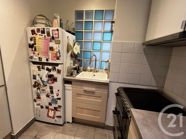 Appartement à louer - 3 pièces - 50.3 m2 - PARIS - 75014 - ILE-DE-FRANCE - Century 21 Farré Pernety
