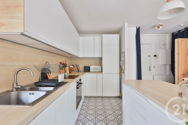 Appartement F3 à vendre - 3 pièces - 64.71 m2 - PARIS - 75014 - ILE-DE-FRANCE - Century 21 Farré Pernety