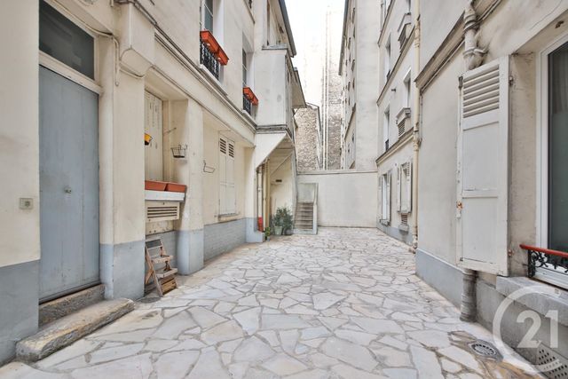 Appartement Studio à vendre - 1 pièce - 30.7 m2 - PARIS - 75014 - ILE-DE-FRANCE - Century 21 Farré Pernety