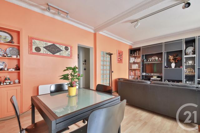 Afficher la photo en grand Appartement Duplex à vendre - 3 pièces - 70.03 m2 - PARIS - 75014 - ILE-DE-FRANCE - Century 21 Farré Pernety