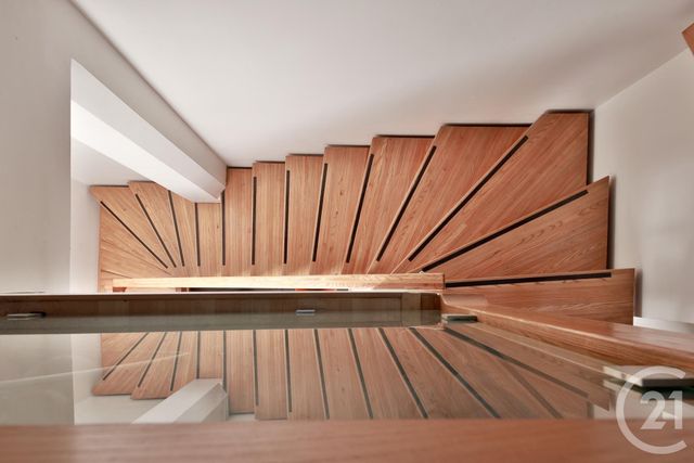 Afficher la photo en grand Appartement Duplex à vendre - 3 pièces - 70.03 m2 - PARIS - 75014 - ILE-DE-FRANCE - Century 21 Farré Pernety