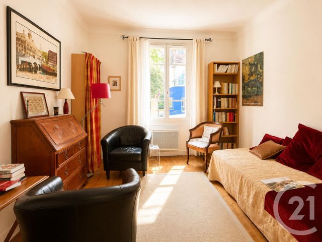 Appartement F2 à vendre PARIS