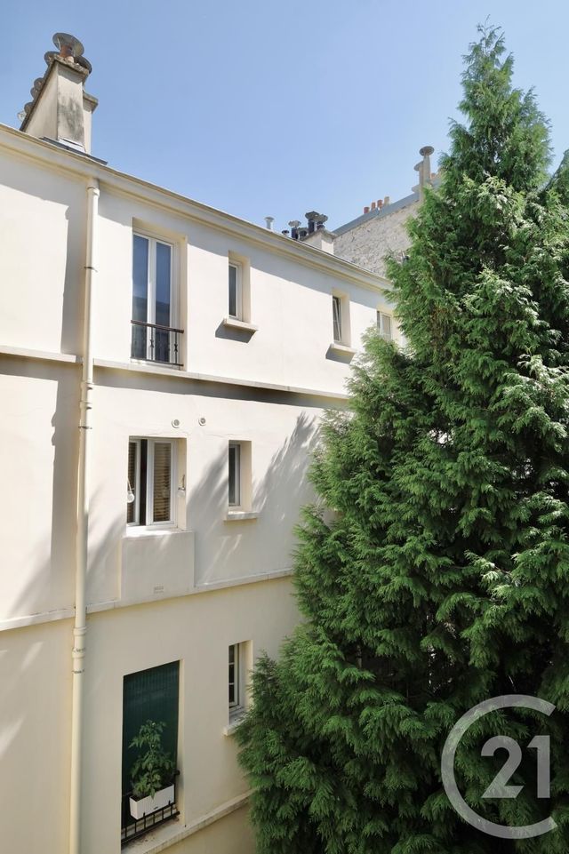Afficher la photo en grand Appartement Duplex à vendre - 5 pièces - 96.01 m2 - PARIS - 75014 - ILE-DE-FRANCE - Century 21 Farré Pernety