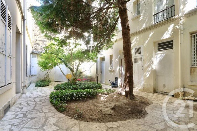 Afficher la photo en grand Appartement Duplex à vendre - 5 pièces - 96.01 m2 - PARIS - 75014 - ILE-DE-FRANCE - Century 21 Farré Pernety