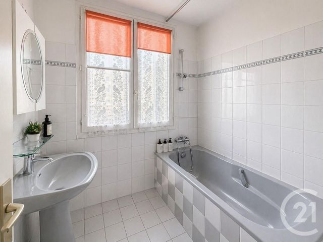 Appartement F4 à vendre - 4 pièces - 72.49 m2 - PARIS - 75014 - ILE-DE-FRANCE - Century 21 Farré Pernety