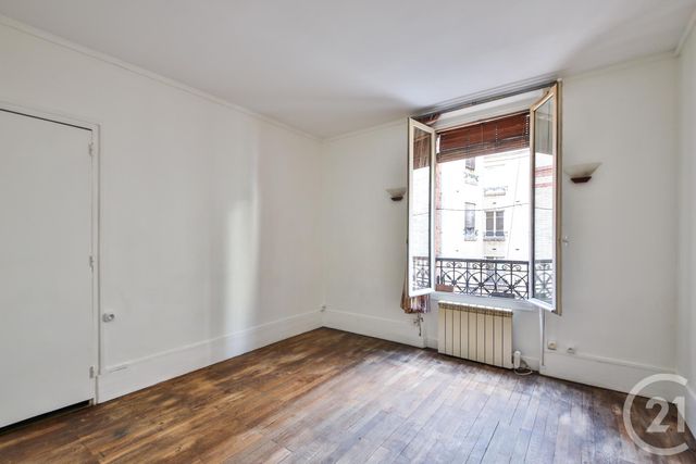  - PARIS - 