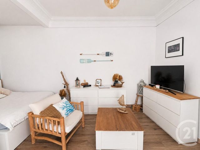 Appartement F1 à vendre - 1 pièce - 23.13 m2 - PARIS - 75014 - ILE-DE-FRANCE - Century 21 Farré Pernety